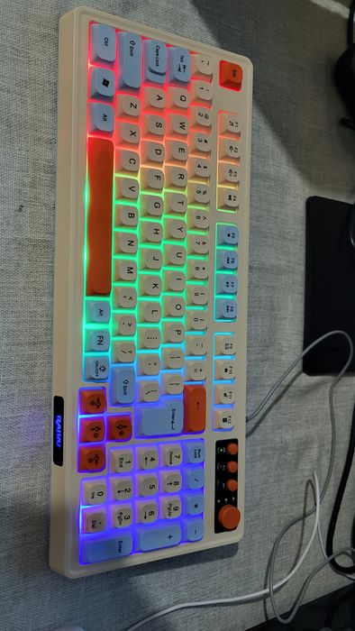 Клавиатура игровая