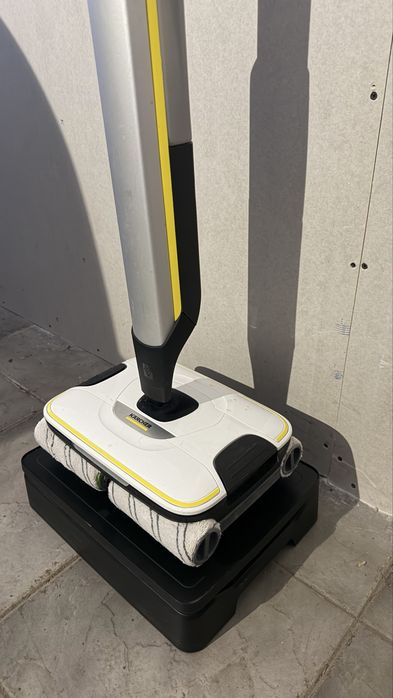 Karcher FC 7 Premium - акумулаторна миячка за подове