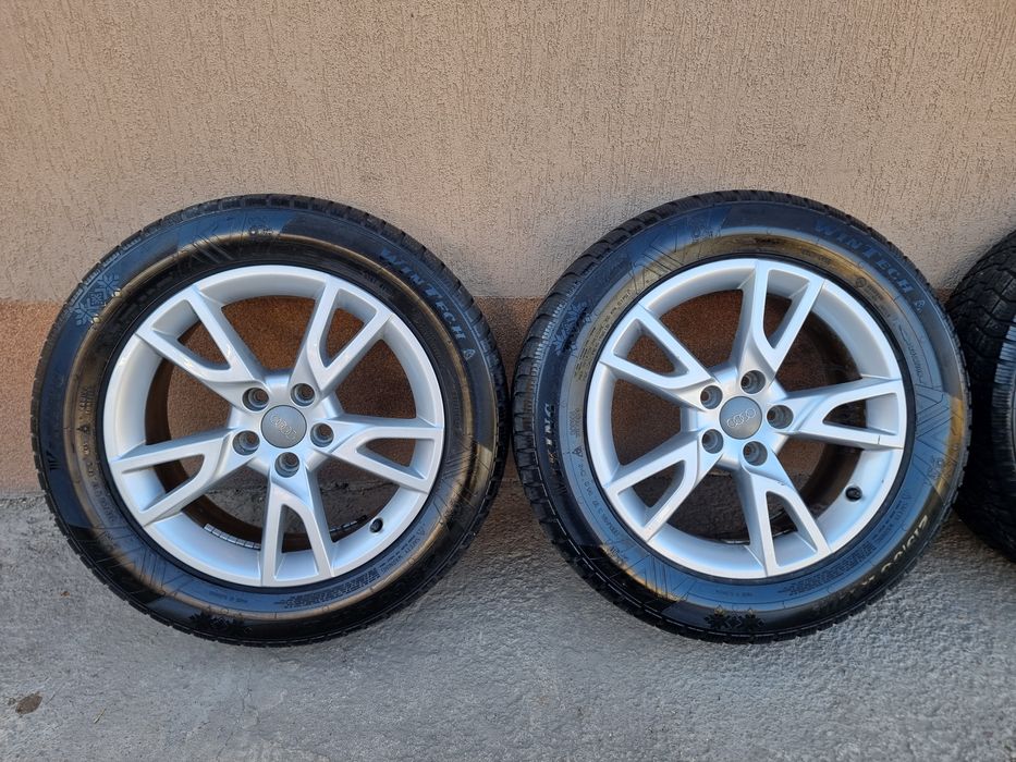 Оригинални Алуминиеви Джанти AUDI 17'цола със зимни гуми