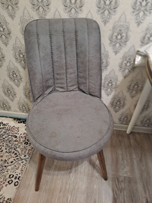 Стол 1.,50×90см продам