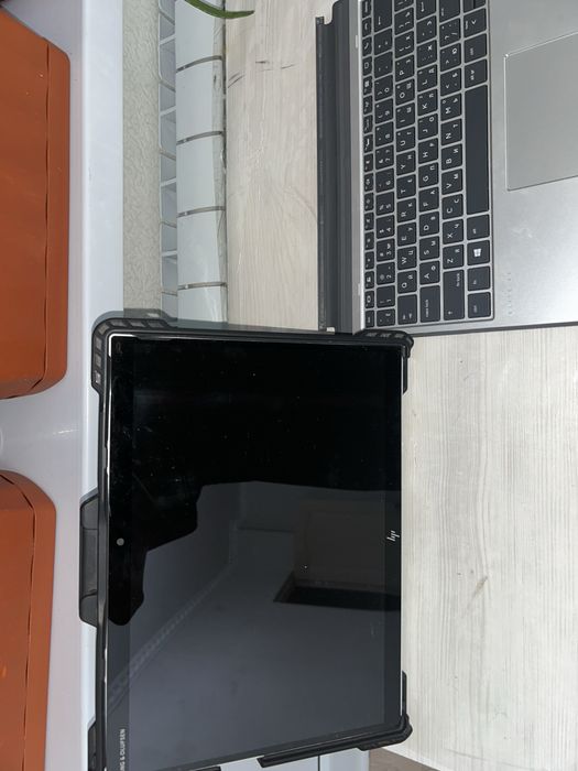 Ноутбук-планшет Hp elite x2 g4