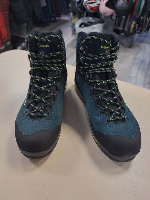 Lowa nr.42 (26,5 cm.), impecabil, cod L2