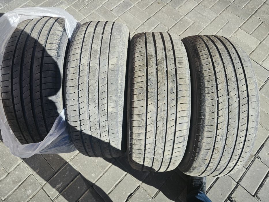 Летние шины 215/55/17