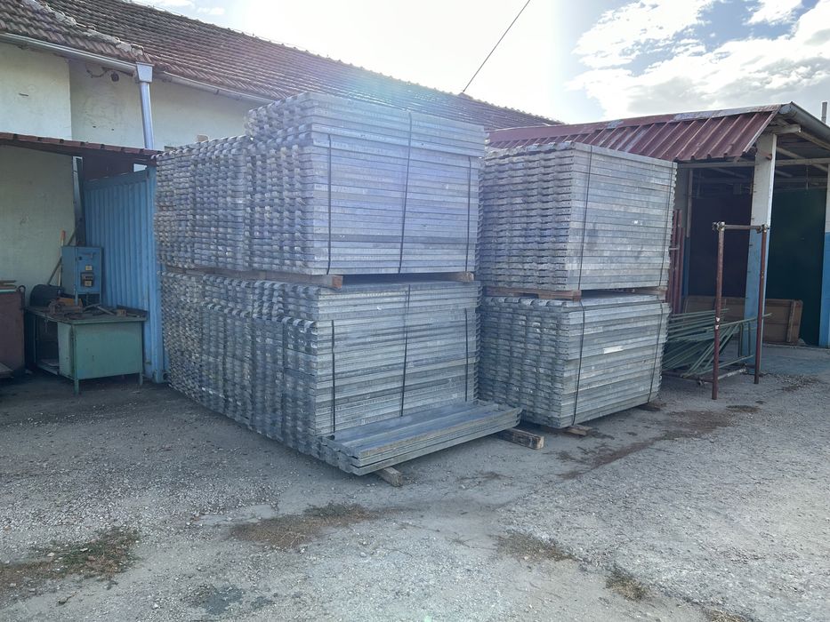 Пътеки / талпи за италианско рамково скеле