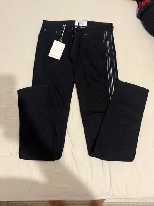 Vand blugi balmain, givenchi, dsquared