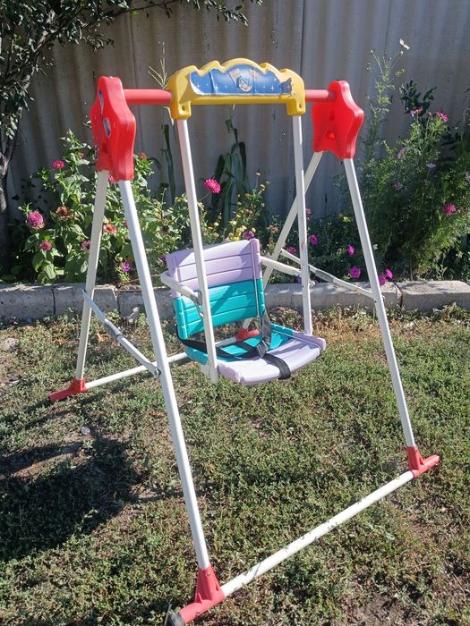 Продам качеллю детскую