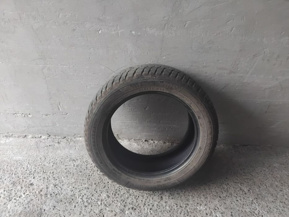 Продавам гуми за джип