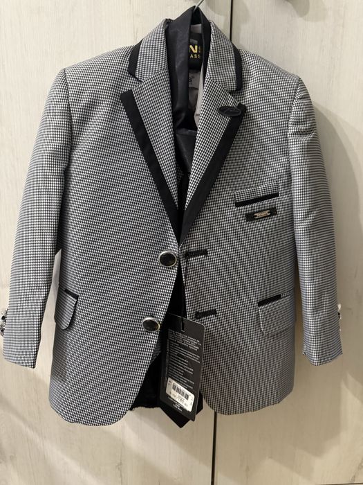 Официален детски костюм