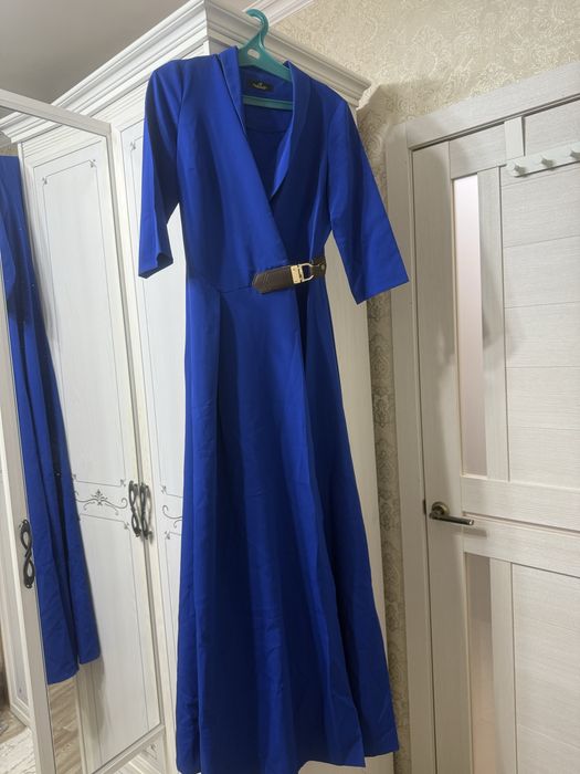 Продам платье 5000