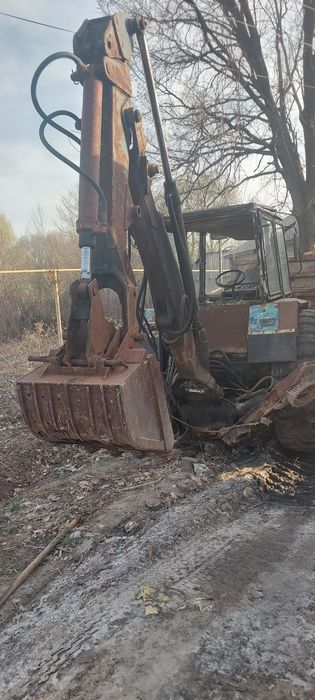 Продам трактор юмз