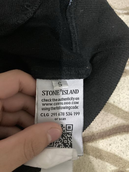 Stone island supreme