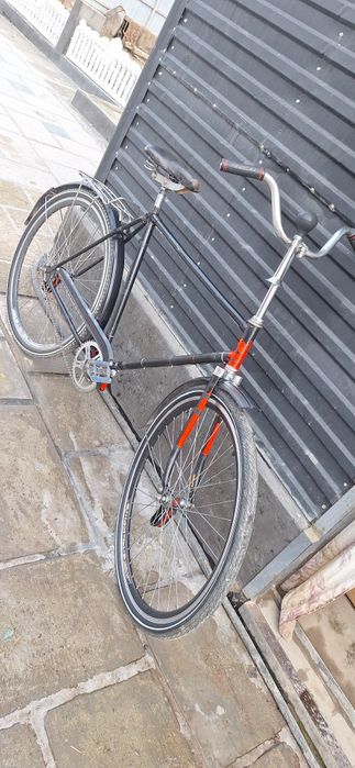 Продаётся велосипед Урал.