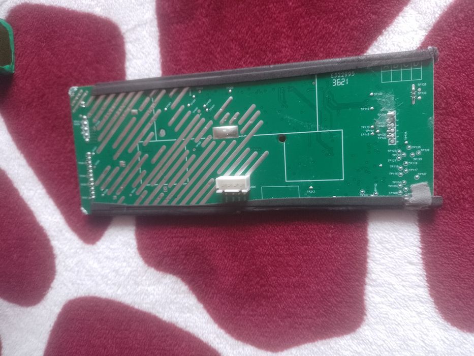 Placa de baza și bateria fac și schimburi