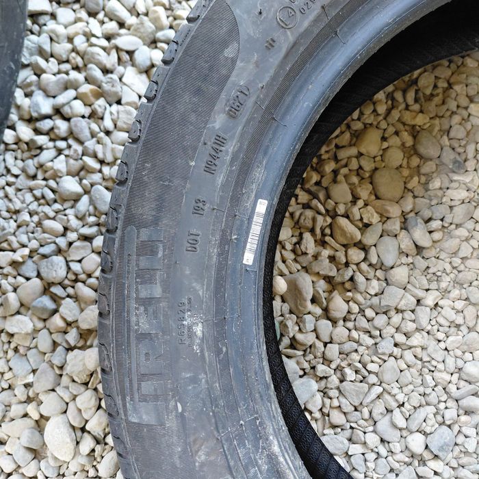 205/55 r17 de vara 4 buc foarte bune Pirelli