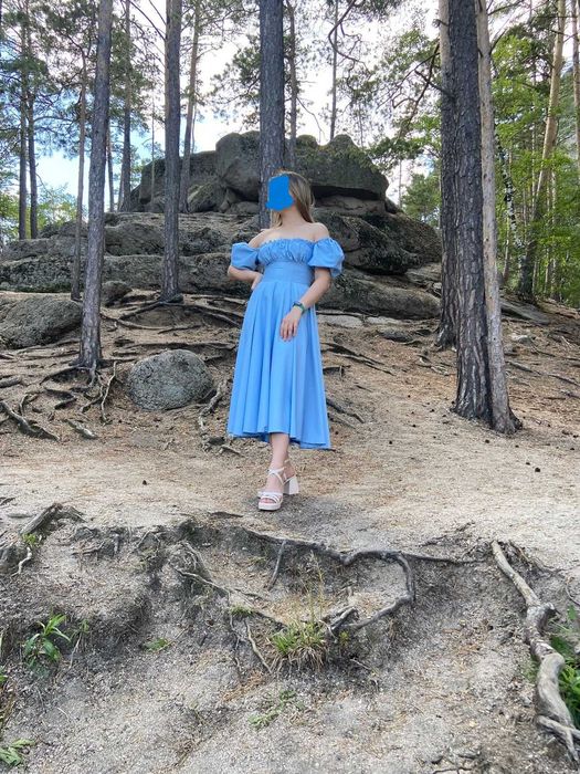 платье крестьянка голубое