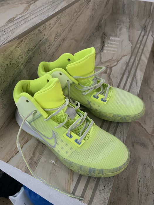 De vanzare Adidasi Nike Zoom Vapor marimea 42  pret 370 lei