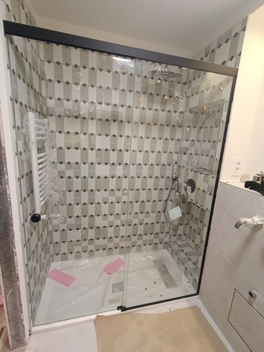 Cabine de dus si usi din sticla