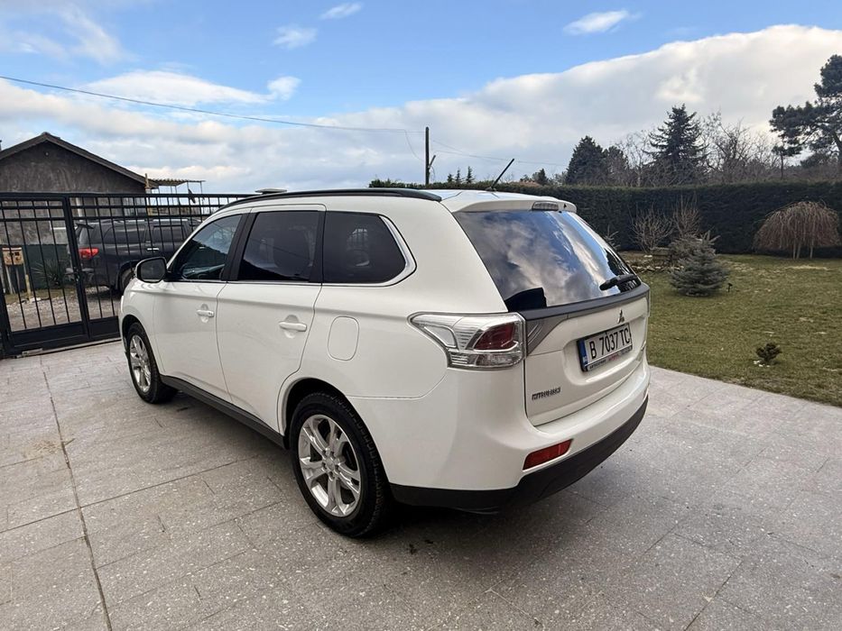 Mitsubishi Outlander 2.2 DI-D (150 HP) 4WD AUTOMATIC