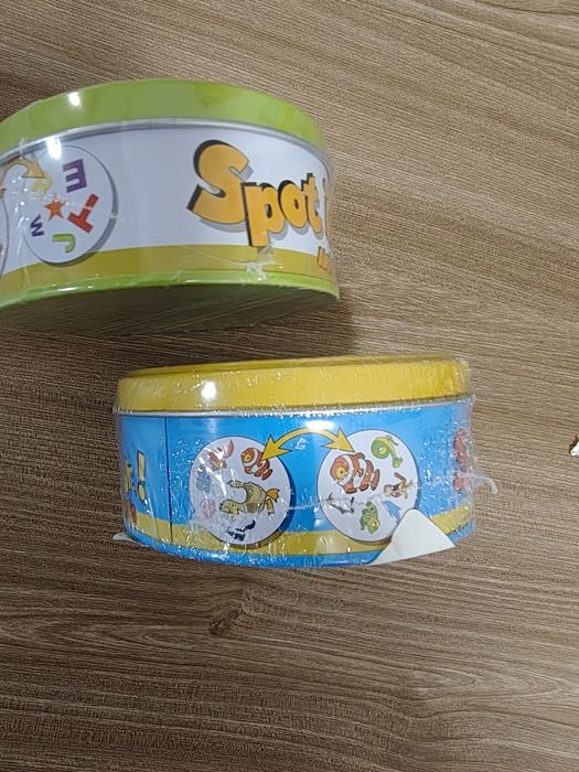 2 jocuri Dobble noi, sigilate