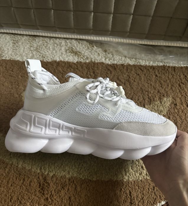 Versace Chain Reaction