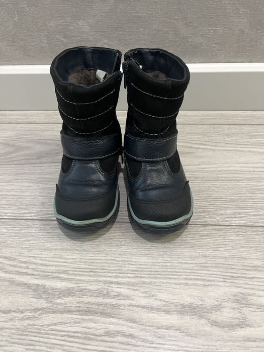 Зимние кожанные сапоги мальчику