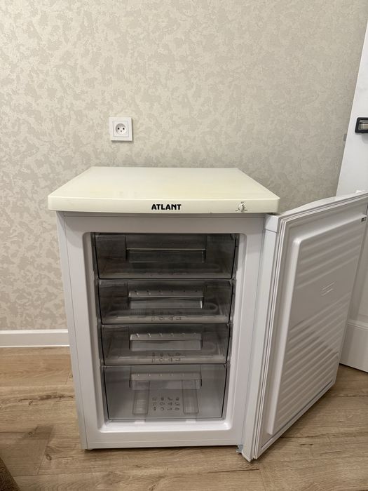 Морозильник Atlant / Атлант