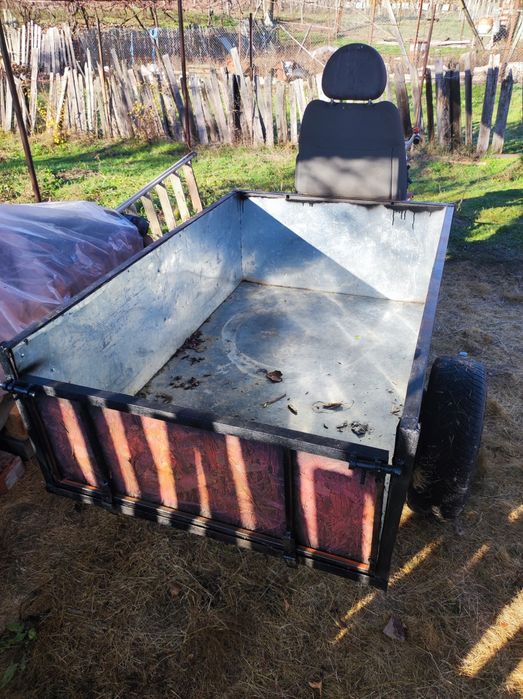 Vând motosapa Ruris cu remorca la pachet