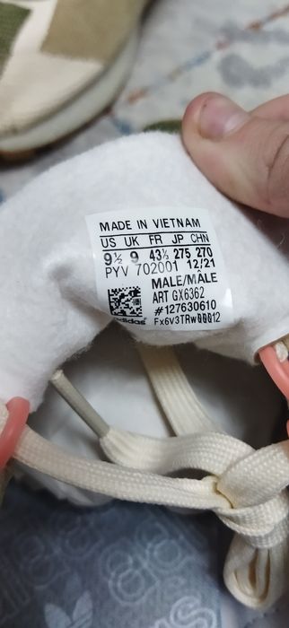 Продам кросовки Адидас