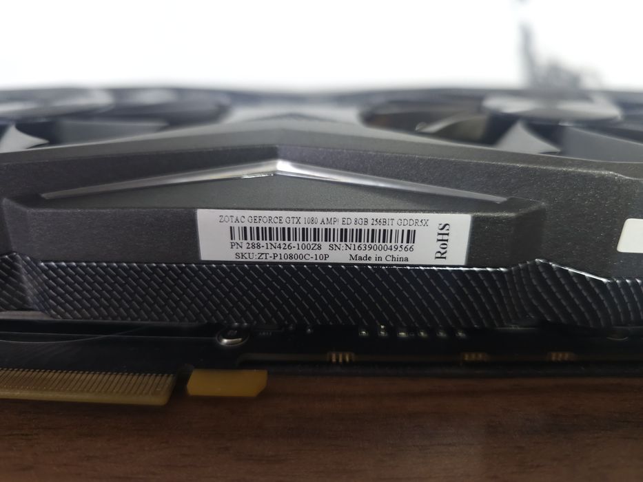 Placă video ZOTAC GTX 1080 AMP! 8GB GDDR5X – funcționează perfect