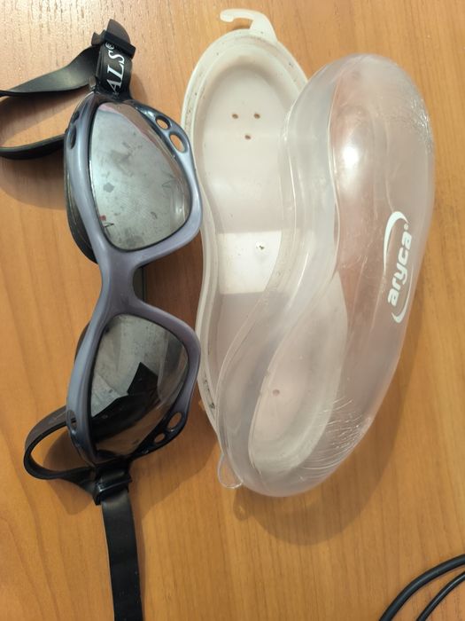 Продаю      очки