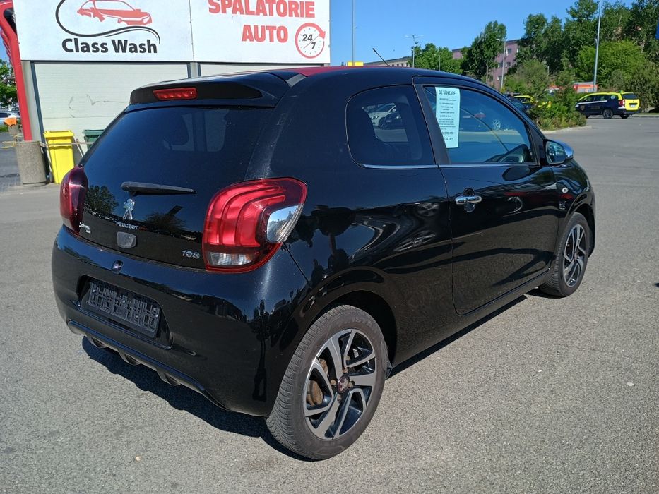 PEUGEOT 108 - 1.2i 82Cp Pur-Tech ALLURE