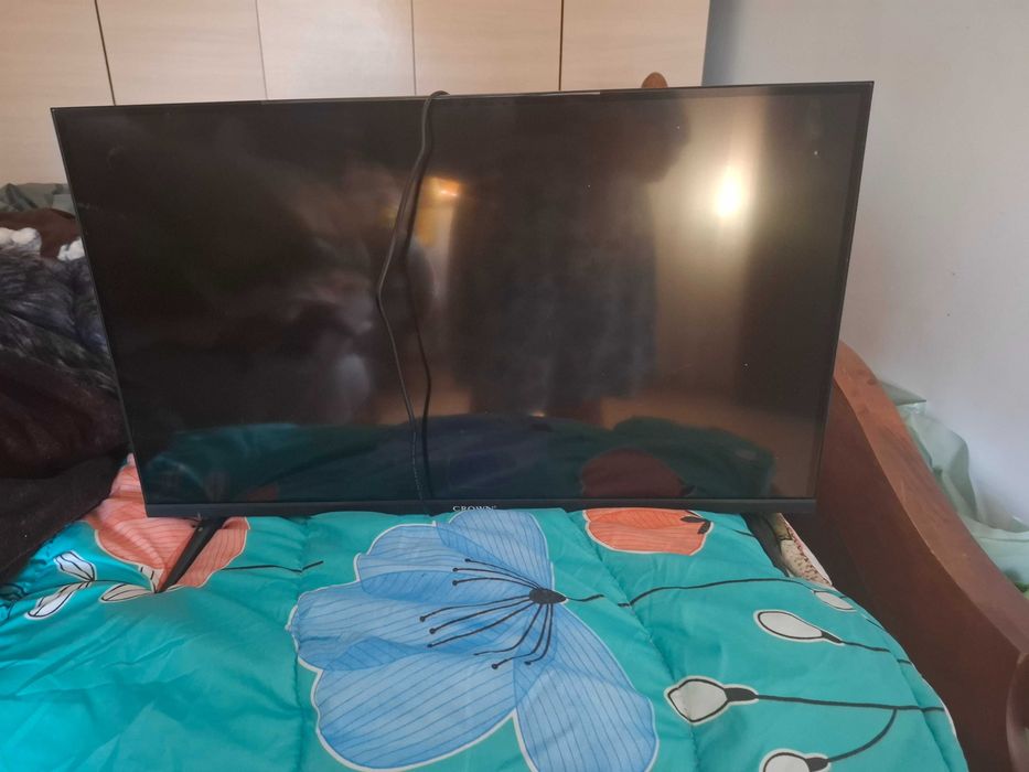 Телевизор Crown 50 евро