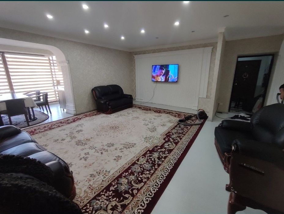 Arenda hamma sharoitlari bilan oilaga juda qulay uy