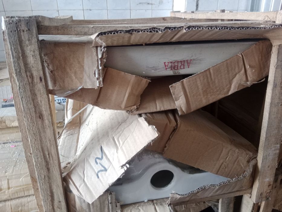 Продам напольный унитаз