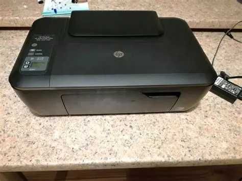Imprimanta multifunctional HP Inkadvantage 2515 fara cartus negru 650