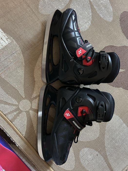 Продам любительские коньки