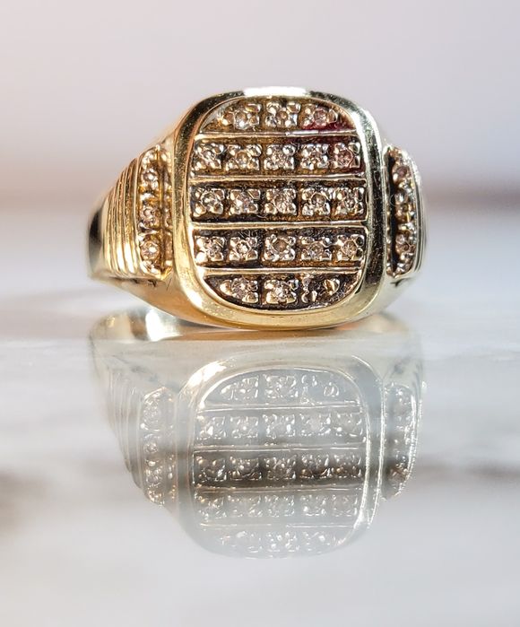 Ghiul bărbătesc din aur de 10K cu pietre semiprețioase albe