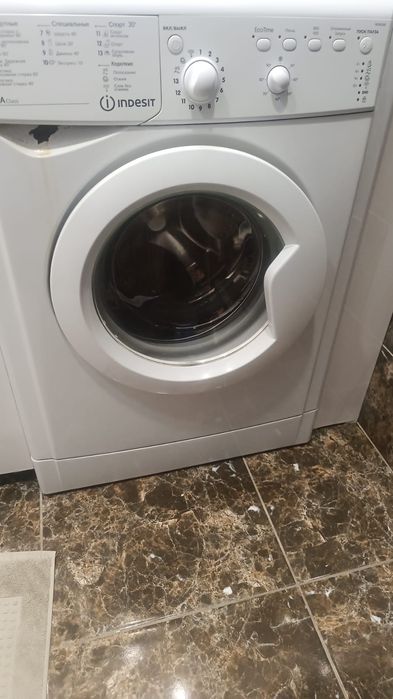 Продам дёшево стиральную машину