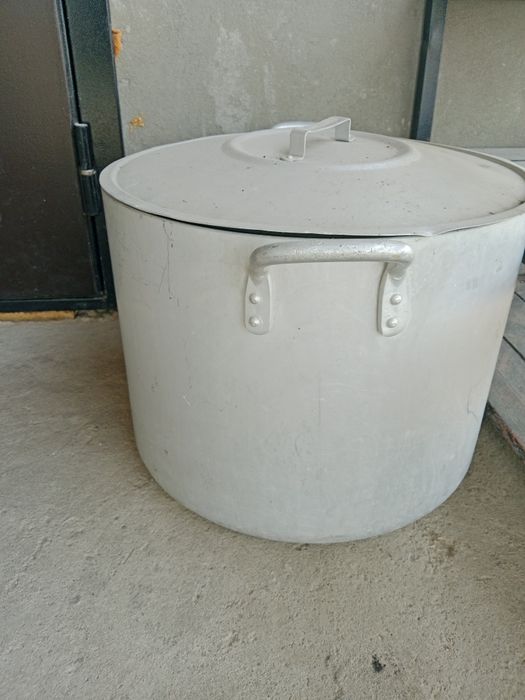 Кастрюля советская 50 литр продам