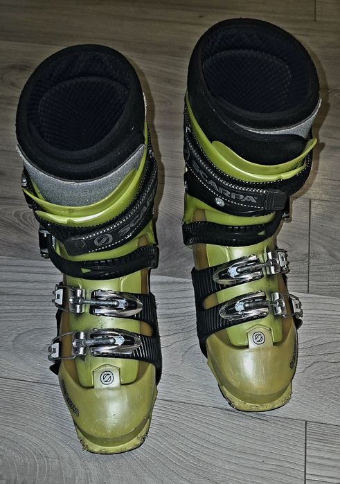 Clapari de tura Scarpa Spirit 4 marime 41-42