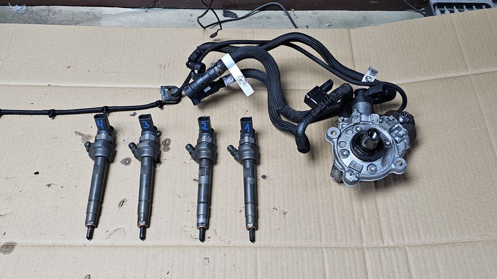 Помпа и дюзи бмв н47д20ц n47d20c гнп gnp 143 кс bmw