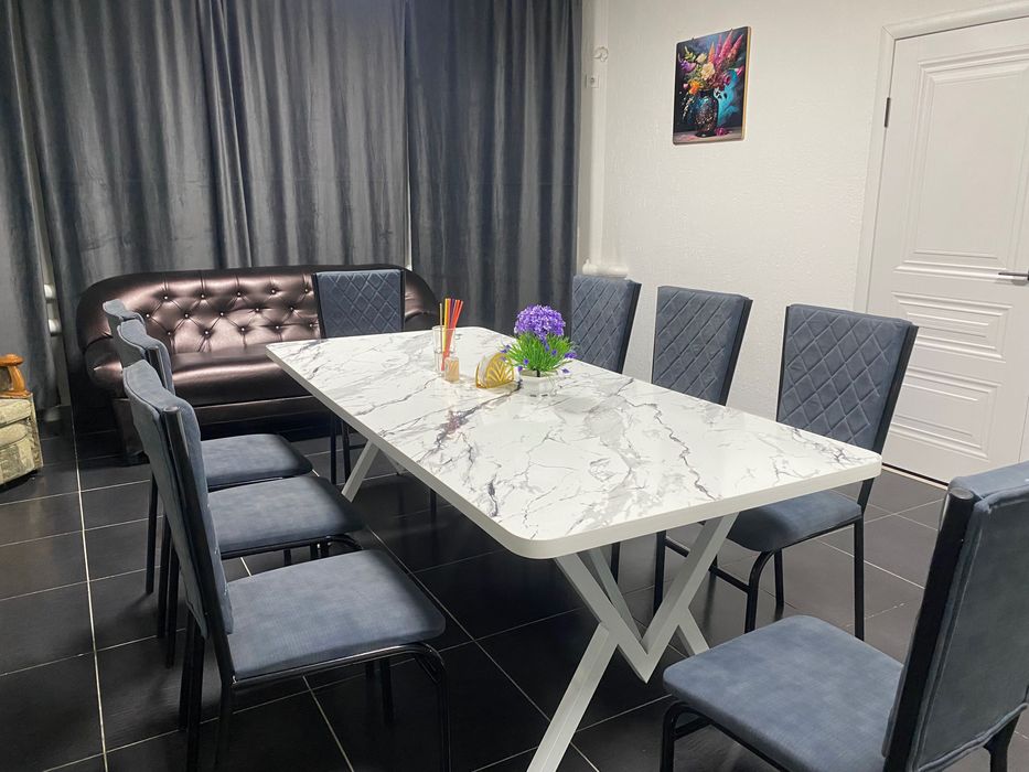 Продается стул с стульями