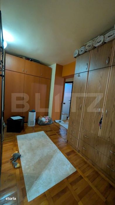 Apartament 3 camere, 67 mp, zona Micro 11 - Poarta Bucurestilor