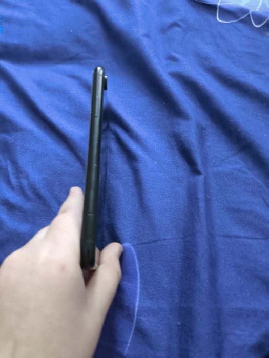 Продам айфон хр 64гб