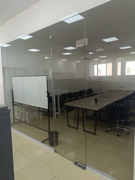Офис в аренду 350 м2