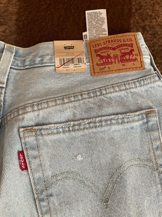 оригинални дамски дънки оригинални Levi's