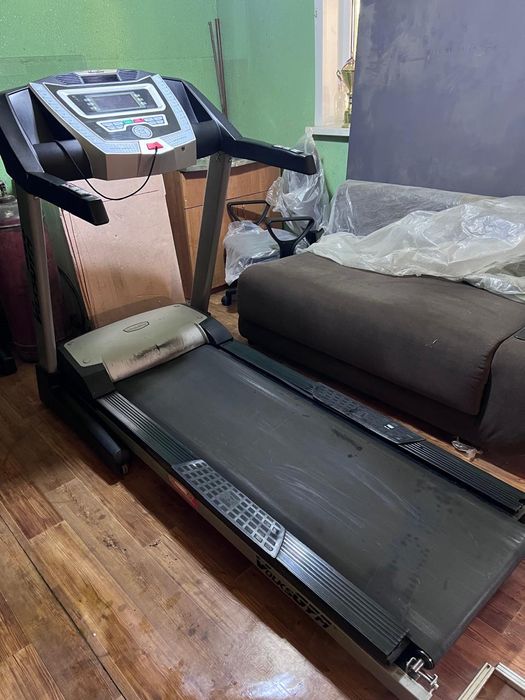 Тренажерные станки, беговые дорожки