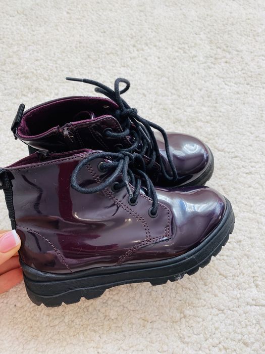 Ghetute zara marimea 26