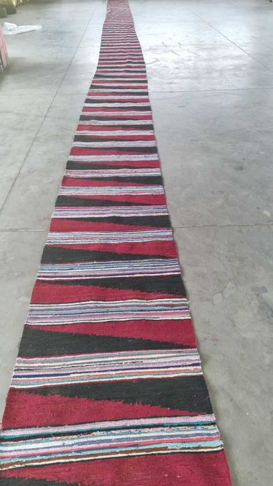 Тъкани битови черги