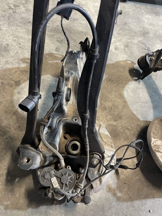 Шенкел/ ръчна спирачка БМВ Х1, Ф48 (shenkel bmw x1, f48)